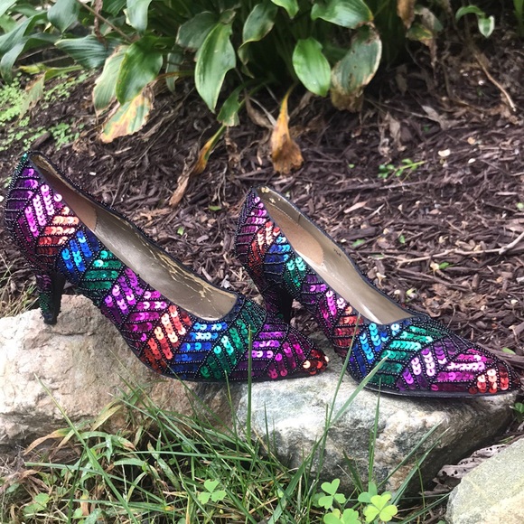 IMPO Vintage Beaded Sequins Pointy Toe Pumps - Picture 2 of 8